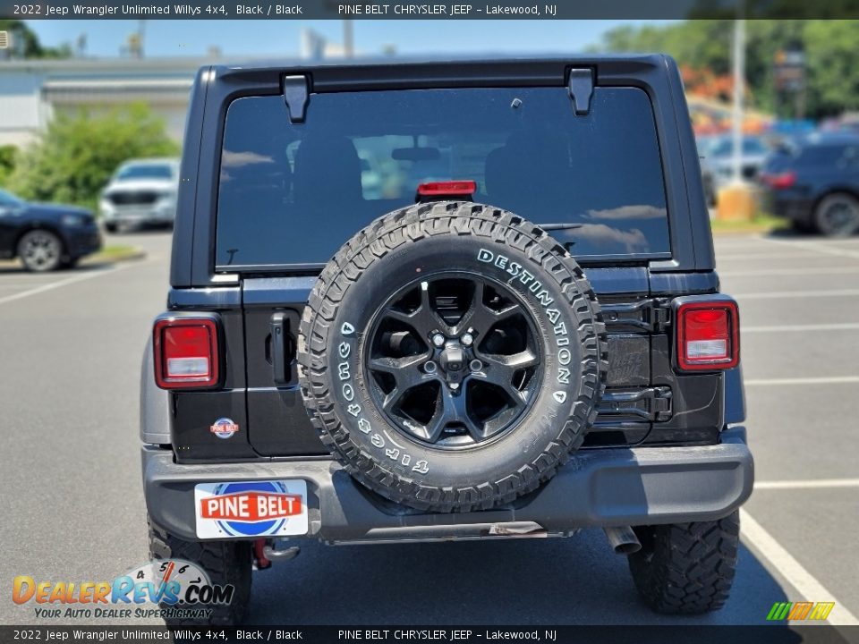 2022 Jeep Wrangler Unlimited Willys 4x4 Black / Black Photo #5