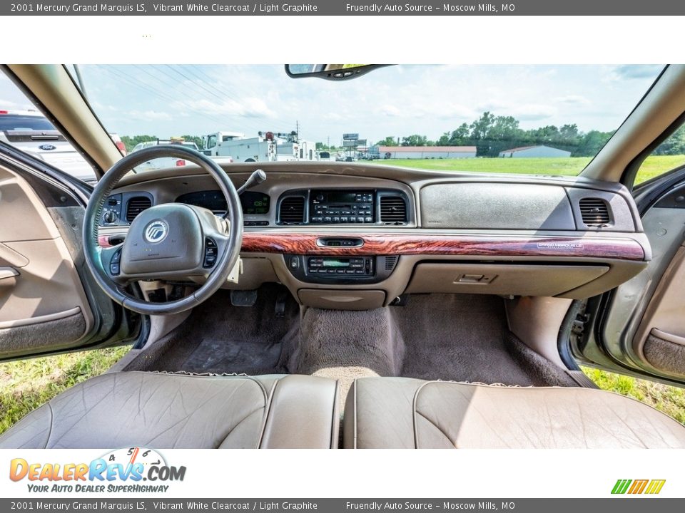 2001 Mercury Grand Marquis LS Vibrant White Clearcoat / Light Graphite Photo #26