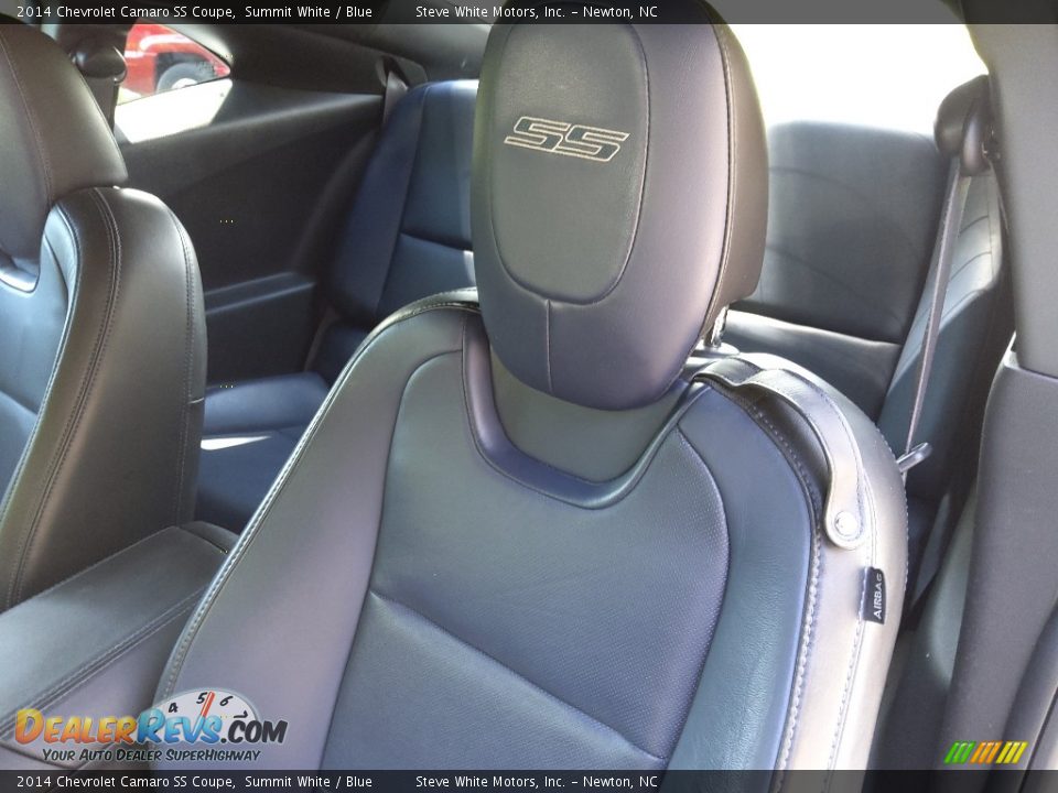 Front Seat of 2014 Chevrolet Camaro SS Coupe Photo #15