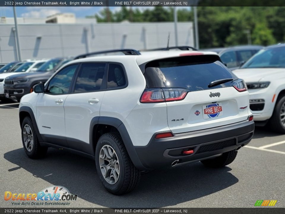 2022 Jeep Cherokee Trailhawk 4x4 Bright White / Black Photo #4