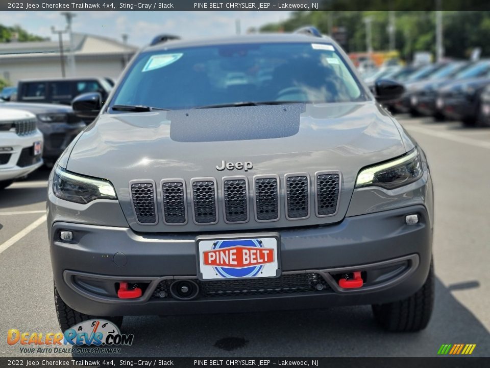 2022 Jeep Cherokee Trailhawk 4x4 Sting-Gray / Black Photo #2