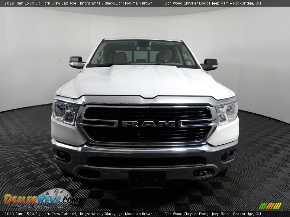 2019 Ram 1500 Big Horn Crew Cab 4x4 Bright White / Black/Light Mountain Brown Photo #4