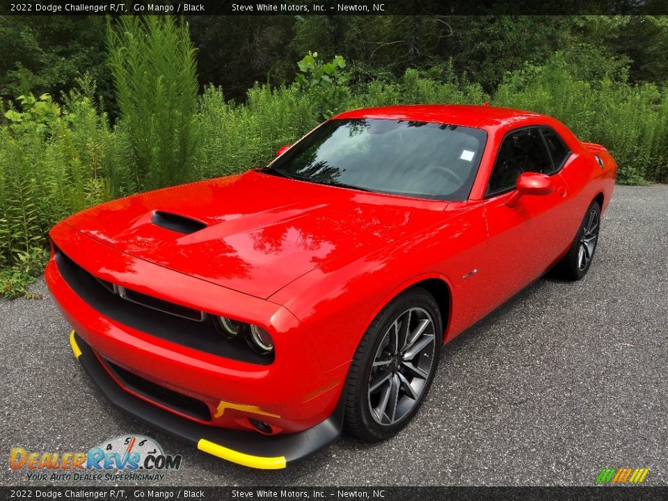 2022 Dodge Challenger R/T Go Mango / Black Photo #2