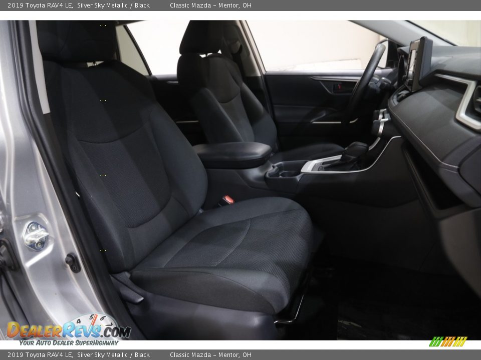2019 Toyota RAV4 LE Silver Sky Metallic / Black Photo #14