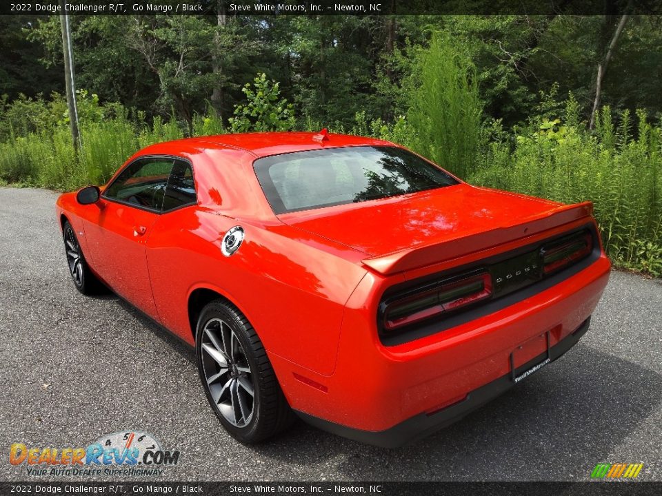 2022 Dodge Challenger R/T Go Mango / Black Photo #8