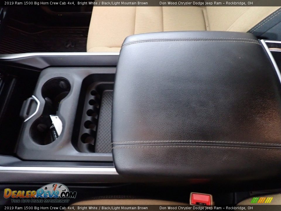 2019 Ram 1500 Big Horn Crew Cab 4x4 Bright White / Black/Light Mountain Brown Photo #21