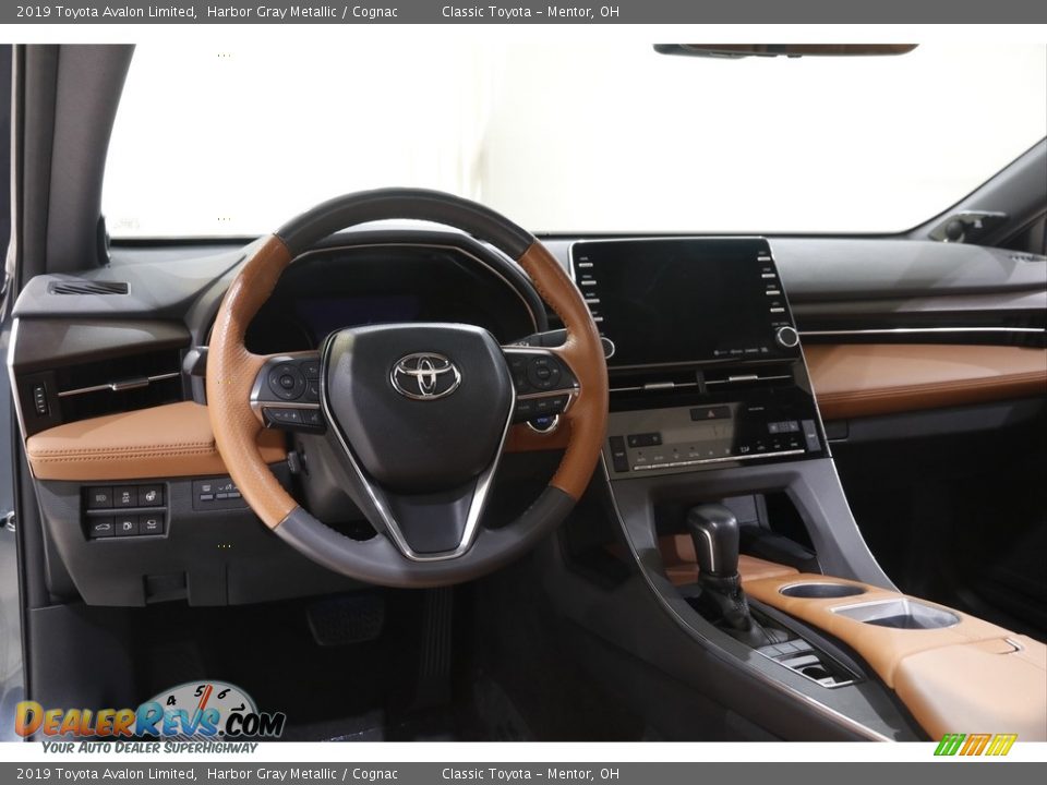 Dashboard of 2019 Toyota Avalon Limited Photo #6