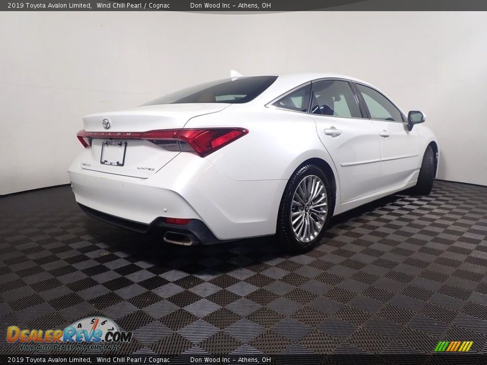 2019 Toyota Avalon Limited Wind Chill Pearl / Cognac Photo #18