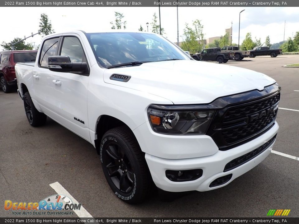 2022 Ram 1500 Big Horn Night Edition Crew Cab 4x4 Bright White / Black Photo #8