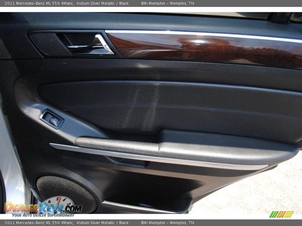 2011 Mercedes-Benz ML 550 4Matic Iridium Silver Metallic / Black Photo #23