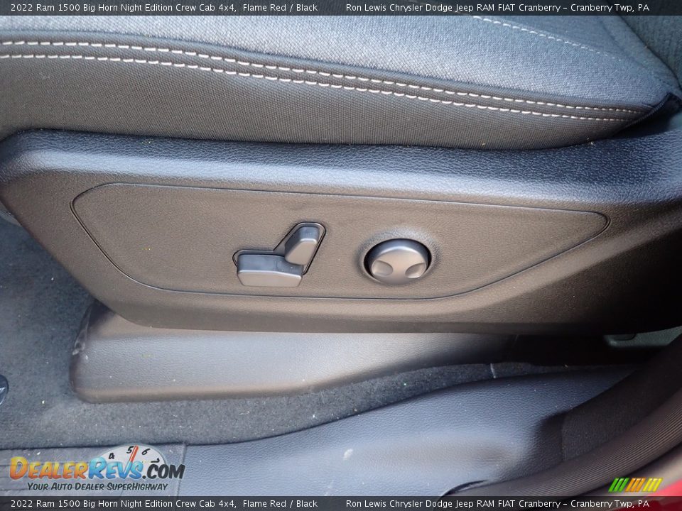 2022 Ram 1500 Big Horn Night Edition Crew Cab 4x4 Flame Red / Black Photo #15