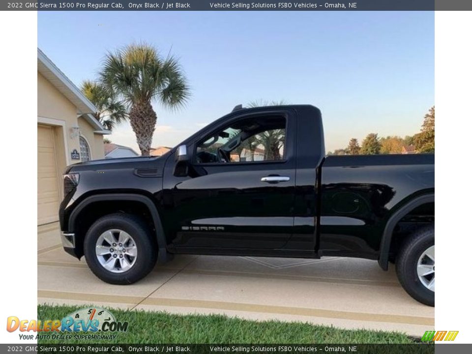 2022 GMC Sierra 1500 Pro Regular Cab Onyx Black / Jet Black Photo #1