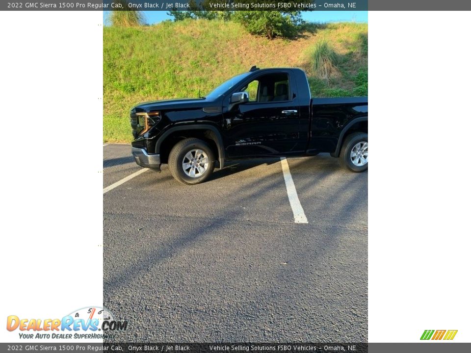 2022 GMC Sierra 1500 Pro Regular Cab Onyx Black / Jet Black Photo #15