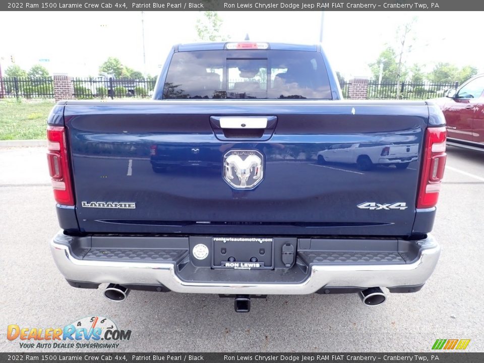 2022 Ram 1500 Laramie Crew Cab 4x4 Patriot Blue Pearl / Black Photo #4