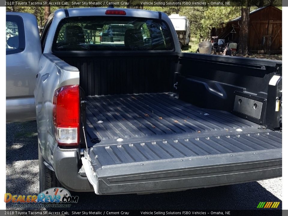 2018 Toyota Tacoma SR Access Cab Silver Sky Metallic / Cement Gray Photo #11