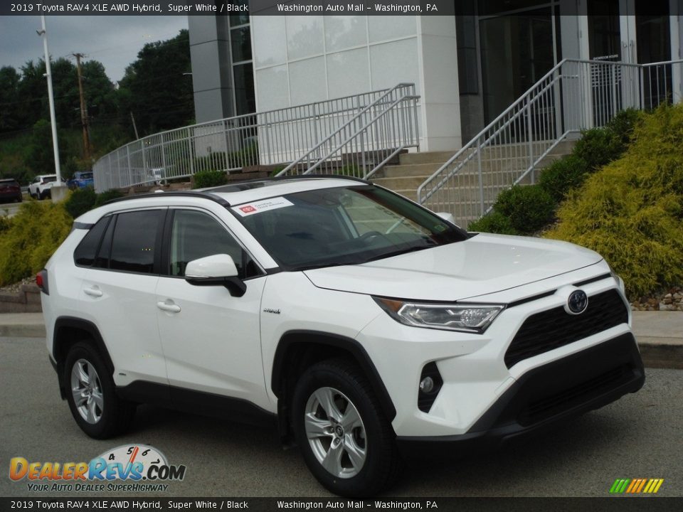 2019 Toyota RAV4 XLE AWD Hybrid Super White / Black Photo #1