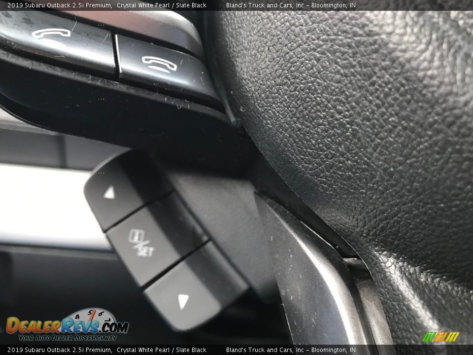 2019 Subaru Outback 2.5i Premium Crystal White Pearl / Slate Black Photo #15