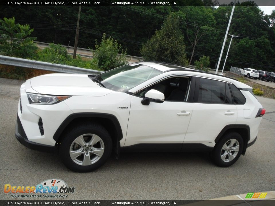 2019 Toyota RAV4 XLE AWD Hybrid Super White / Black Photo #14