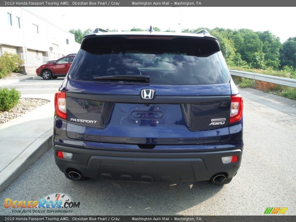 2019 Honda Passport Touring AWD Obsidian Blue Pearl / Gray Photo #17