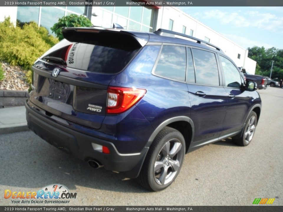 2019 Honda Passport Touring AWD Obsidian Blue Pearl / Gray Photo #18