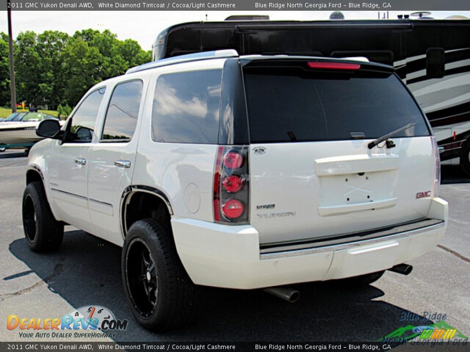 2011 GMC Yukon Denali AWD White Diamond Tintcoat / Cocoa/Light Cashmere Photo #3