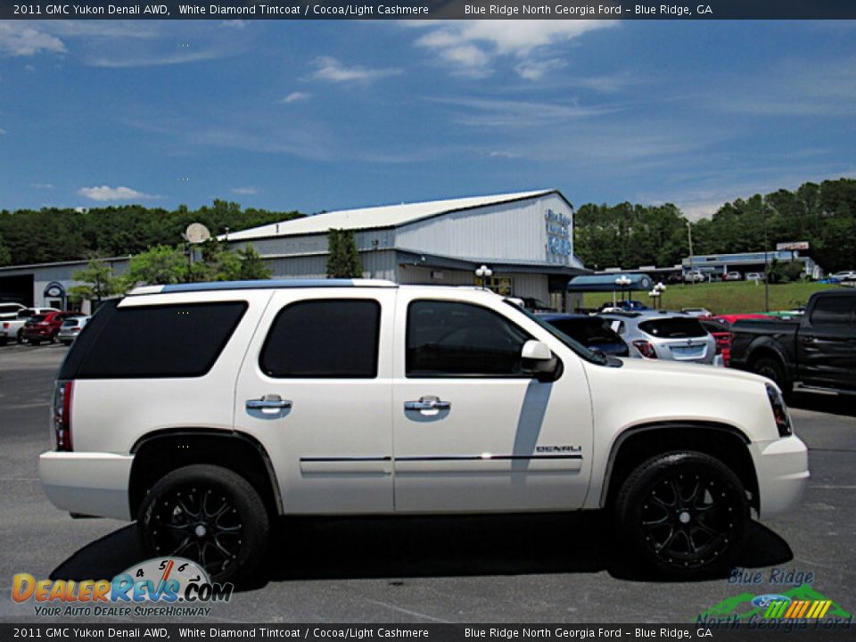 2011 GMC Yukon Denali AWD White Diamond Tintcoat / Cocoa/Light Cashmere Photo #6