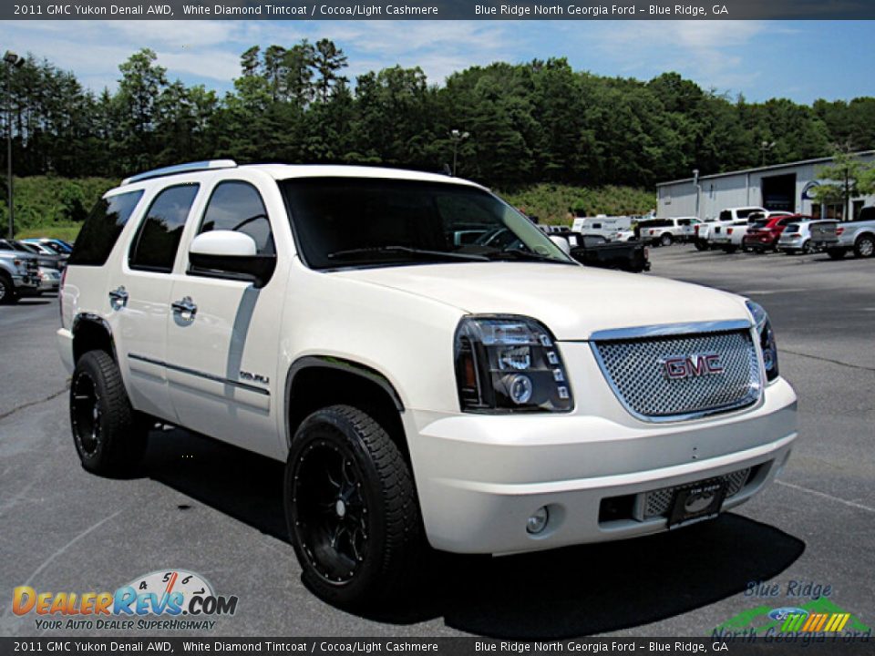 2011 GMC Yukon Denali AWD White Diamond Tintcoat / Cocoa/Light Cashmere Photo #7