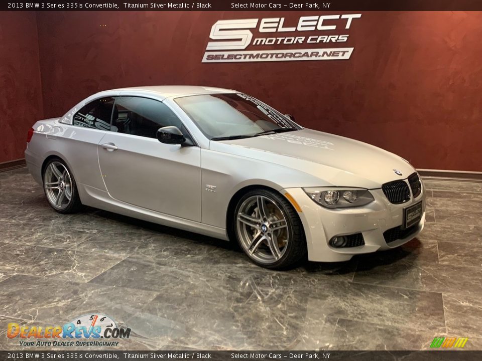 Front 3/4 View of 2013 BMW 3 Series 335is Convertible Photo #2