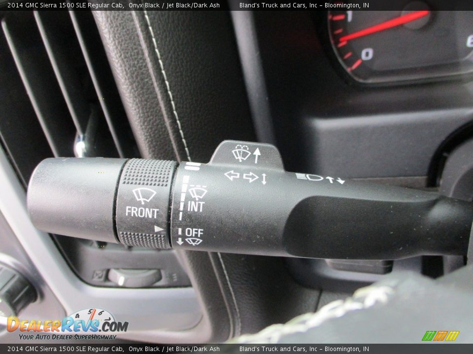 Controls of 2014 GMC Sierra 1500 SLE Regular Cab Photo #18