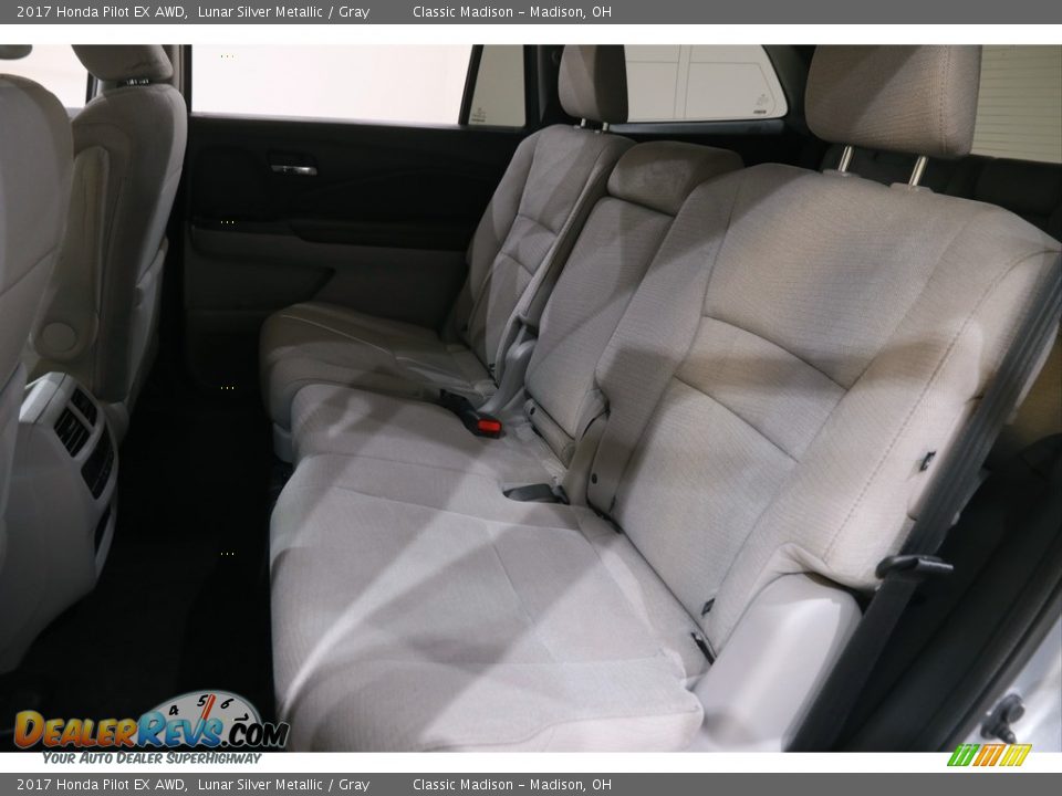 2017 Honda Pilot EX AWD Lunar Silver Metallic / Gray Photo #17