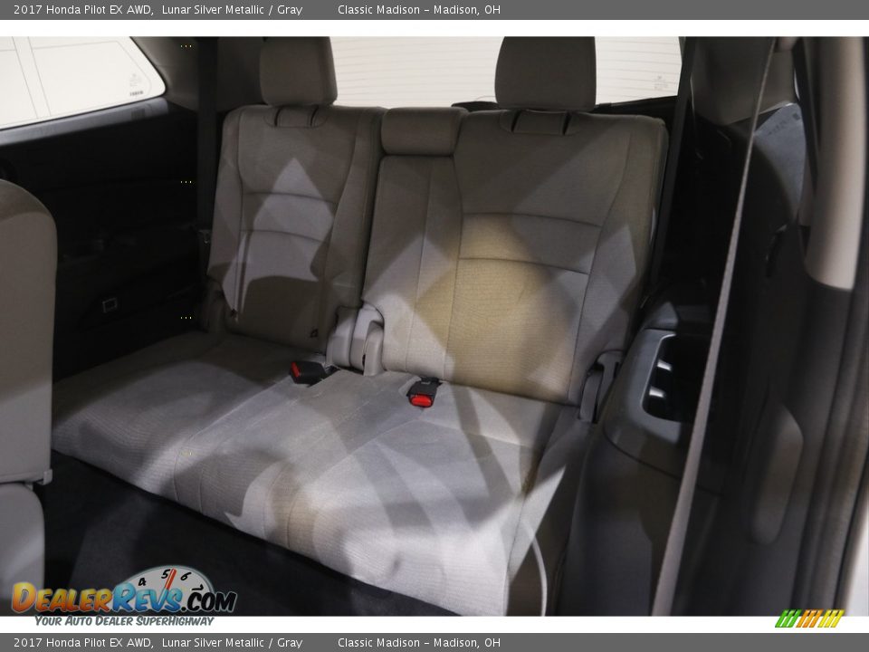 2017 Honda Pilot EX AWD Lunar Silver Metallic / Gray Photo #18