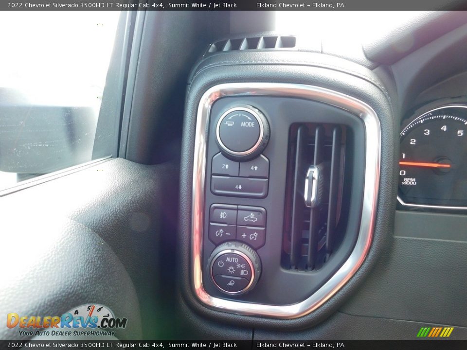 Controls of 2022 Chevrolet Silverado 3500HD LT Regular Cab 4x4 Photo #24