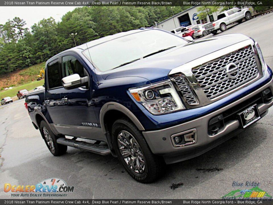 2018 Nissan Titan Platinum Reserve Crew Cab 4x4 Deep Blue Pearl / Platinum Reserve Black/Brown Photo #28