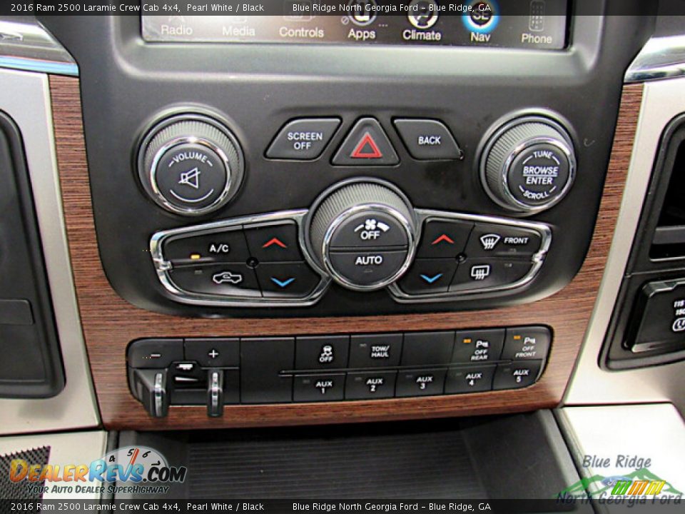 Controls of 2016 Ram 2500 Laramie Crew Cab 4x4 Photo #23