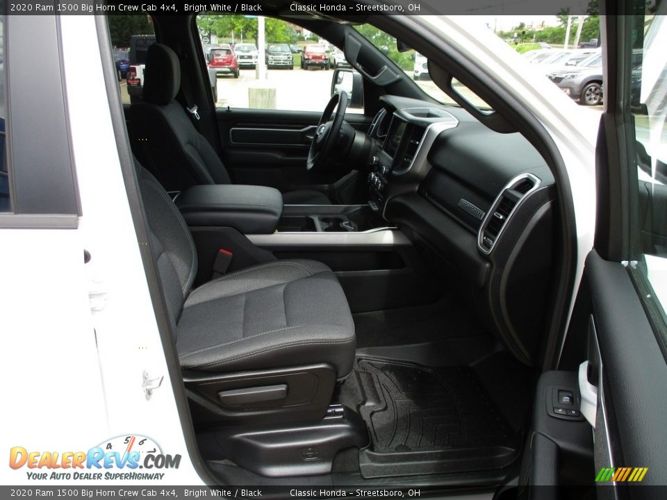 2020 Ram 1500 Big Horn Crew Cab 4x4 Bright White / Black Photo #17