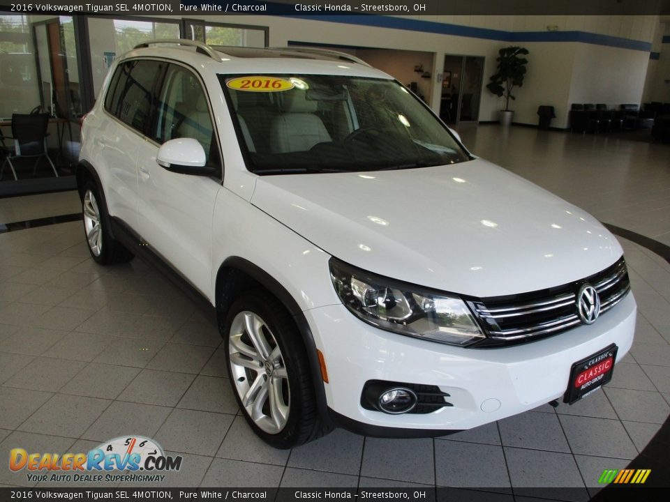 2016 Volkswagen Tiguan SEL 4MOTION Pure White / Charcoal Photo #3