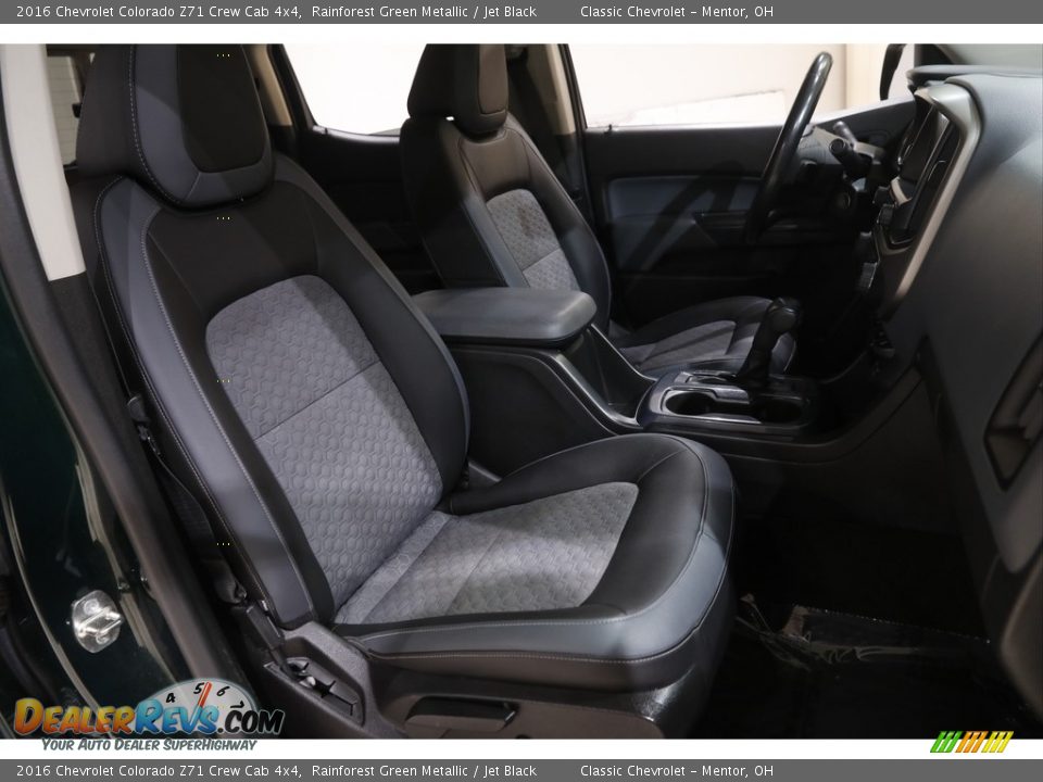 Front Seat of 2016 Chevrolet Colorado Z71 Crew Cab 4x4 Photo #16