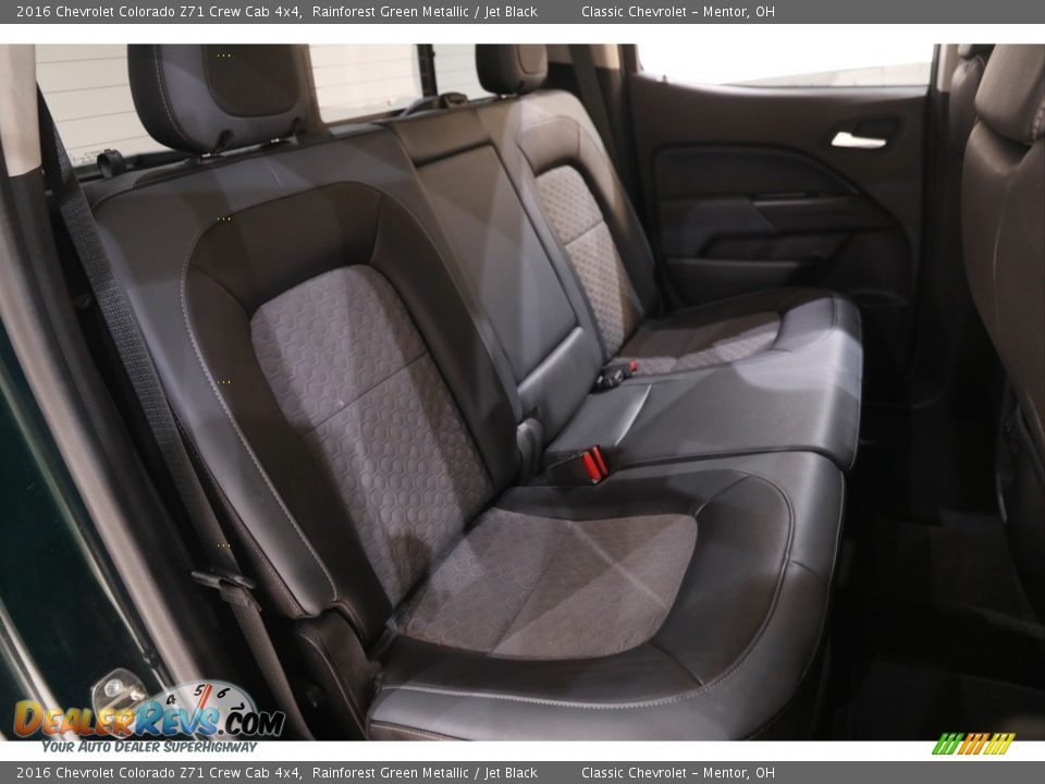 Rear Seat of 2016 Chevrolet Colorado Z71 Crew Cab 4x4 Photo #17