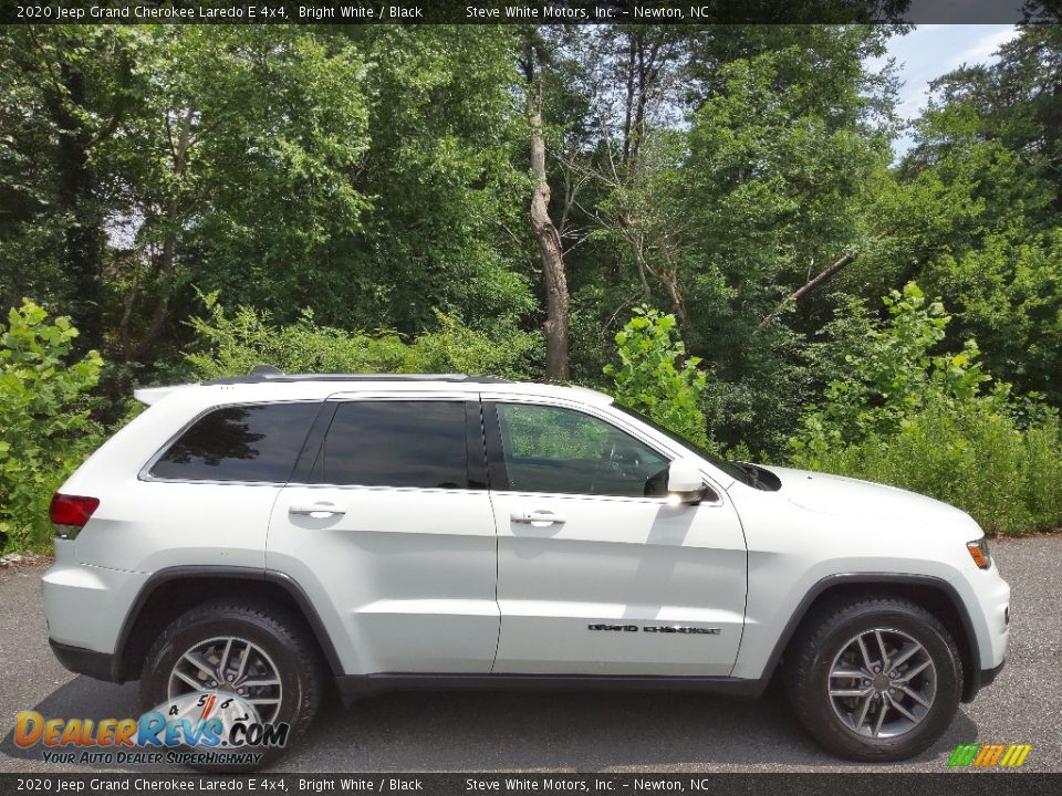 2020 Jeep Grand Cherokee Laredo E 4x4 Bright White / Black Photo #5