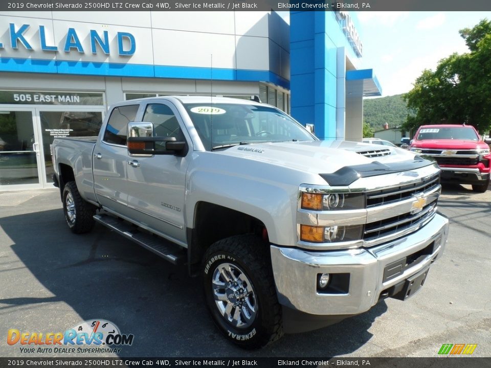 2019 Chevrolet Silverado 2500HD LTZ Crew Cab 4WD Silver Ice Metallic / Jet Black Photo #4