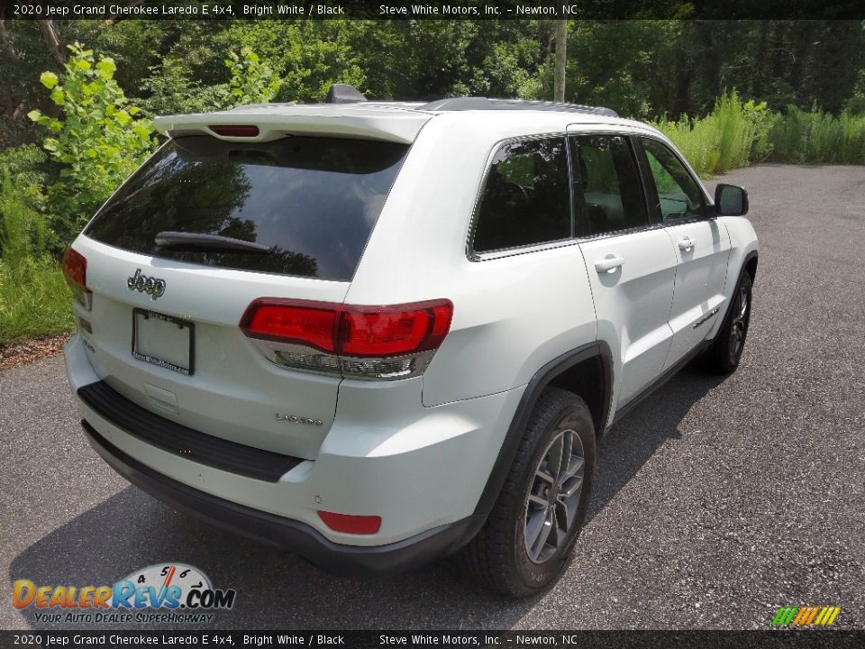 2020 Jeep Grand Cherokee Laredo E 4x4 Bright White / Black Photo #6
