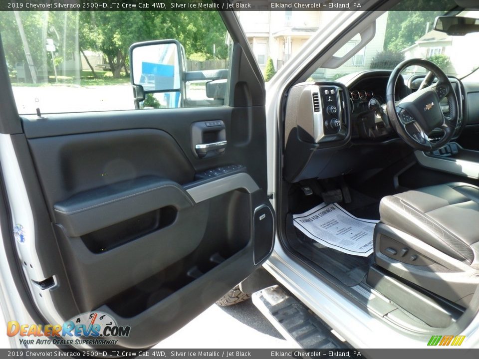 2019 Chevrolet Silverado 2500HD LTZ Crew Cab 4WD Silver Ice Metallic / Jet Black Photo #16