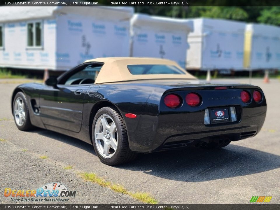 1998 Chevrolet Corvette Convertible Black / Light Oak Photo #3