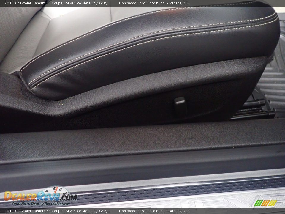 2011 Chevrolet Camaro SS Coupe Silver Ice Metallic / Gray Photo #35