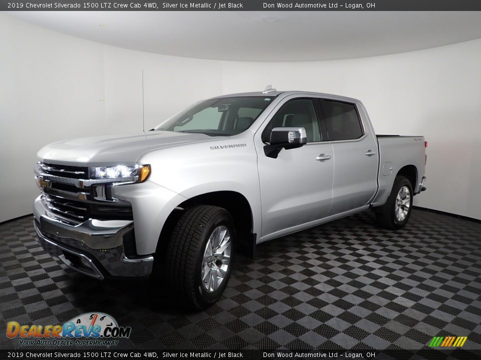 2019 Chevrolet Silverado 1500 LTZ Crew Cab 4WD Silver Ice Metallic / Jet Black Photo #7