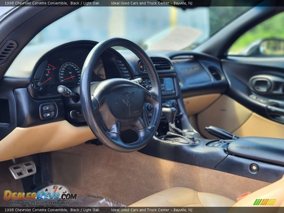 1998 Chevrolet Corvette Convertible Black / Light Oak Photo #15