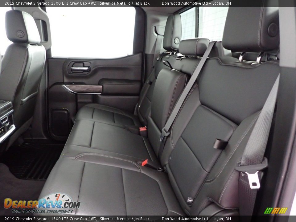 2019 Chevrolet Silverado 1500 LTZ Crew Cab 4WD Silver Ice Metallic / Jet Black Photo #27