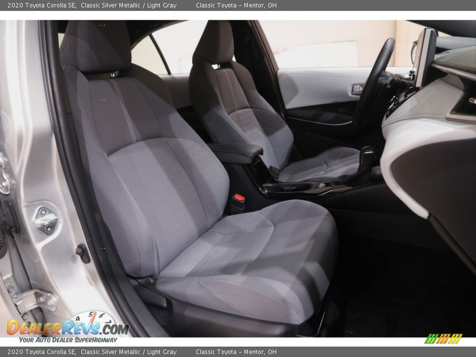 2020 Toyota Corolla SE Classic Silver Metallic / Light Gray Photo #14