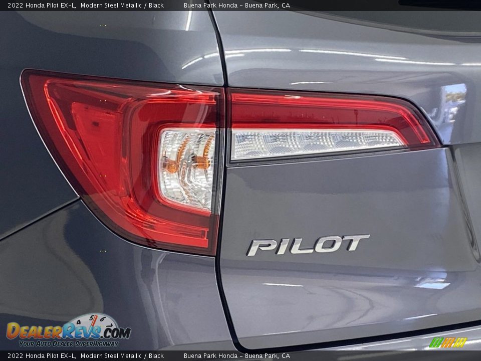 2022 Honda Pilot EX-L Modern Steel Metallic / Black Photo #8