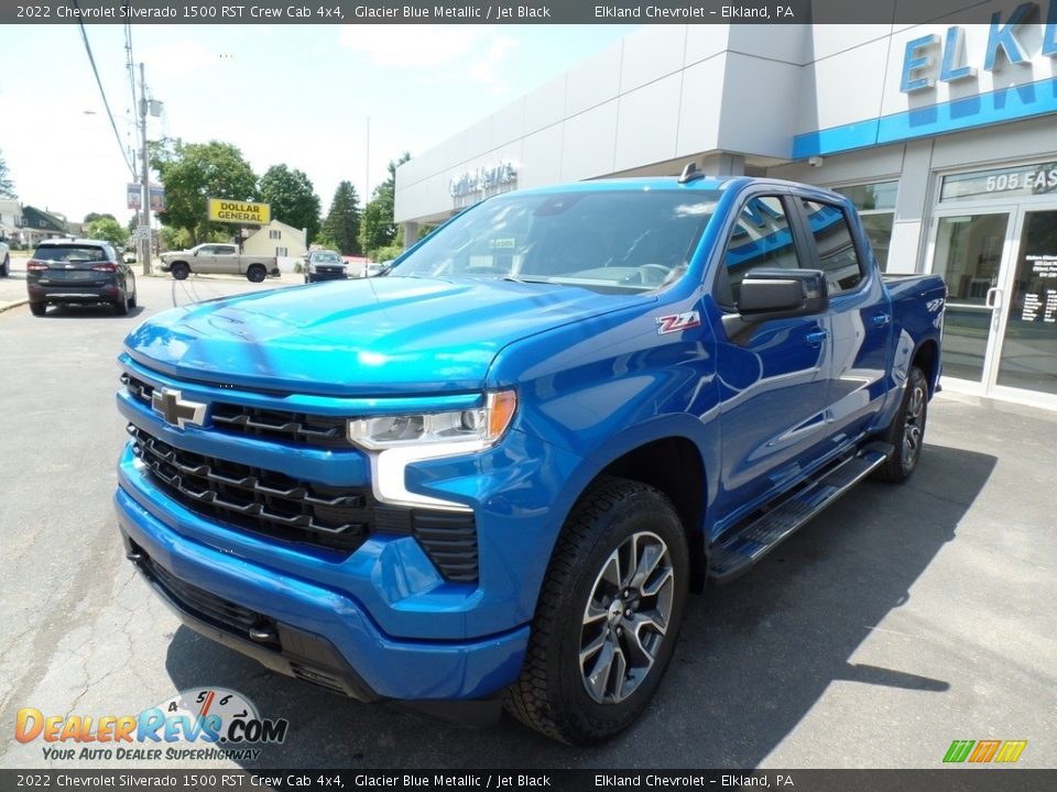 2022 Chevrolet Silverado 1500 RST Crew Cab 4x4 Glacier Blue Metallic / Jet Black Photo #2